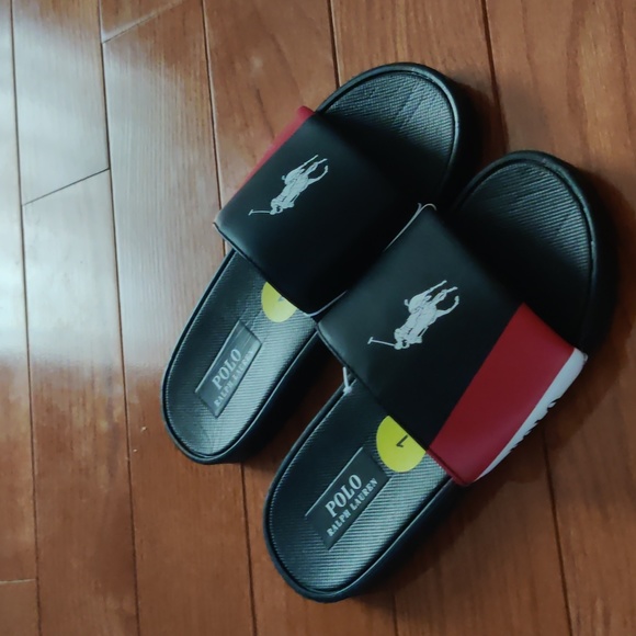 Boys Polo Ralph Lauren flip flops - Picture 2 of 4